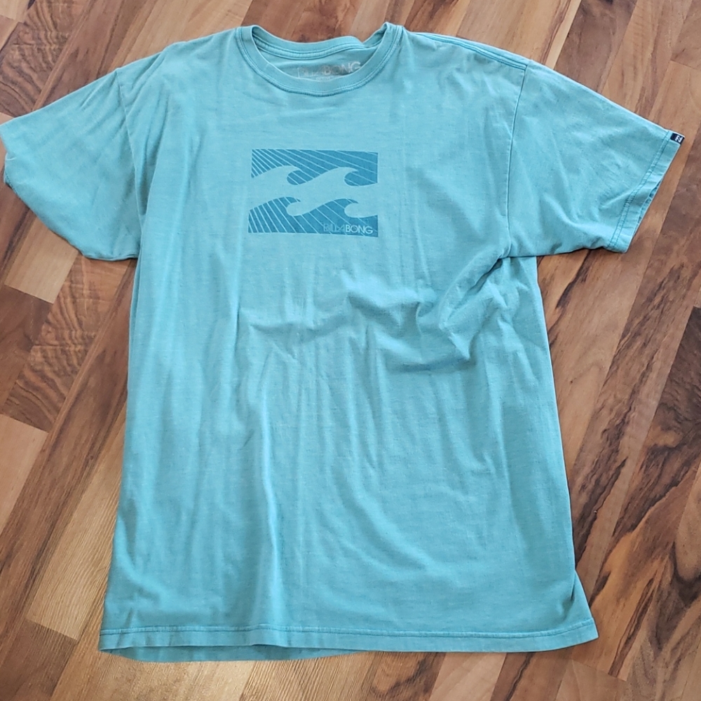 Mens Billabong tee size L
